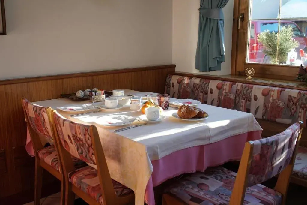 Hotel Garni Rin Da Rin