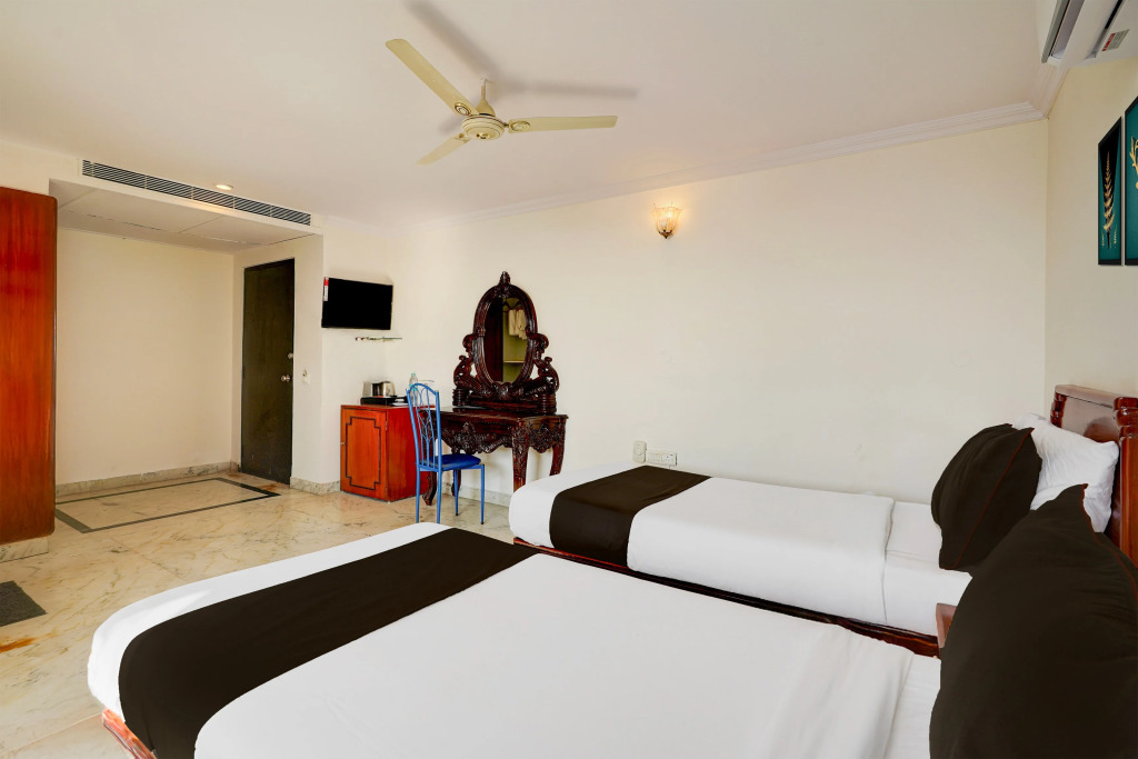 Townhouse Civil Aviation HAL Road