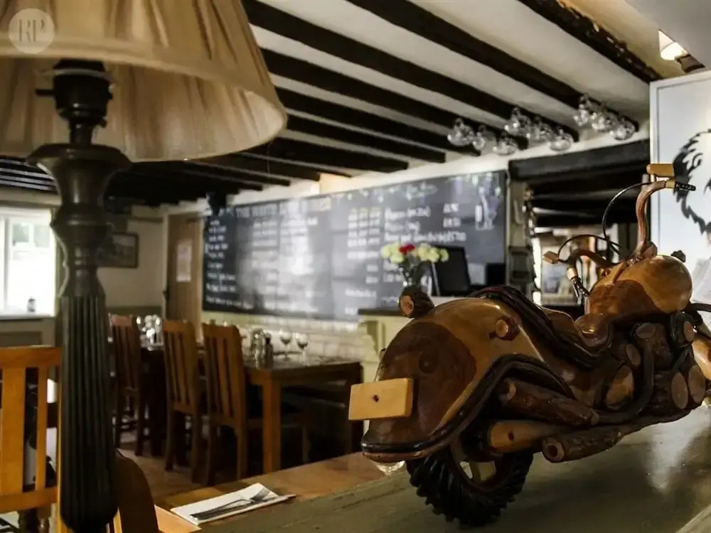 The White Lion, Soberton