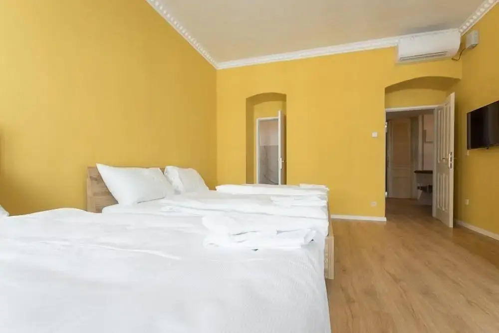 Sechs Personen Apartment