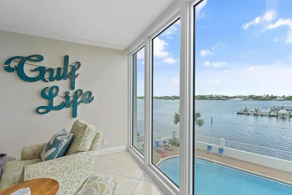 Seaspray Riverside 313