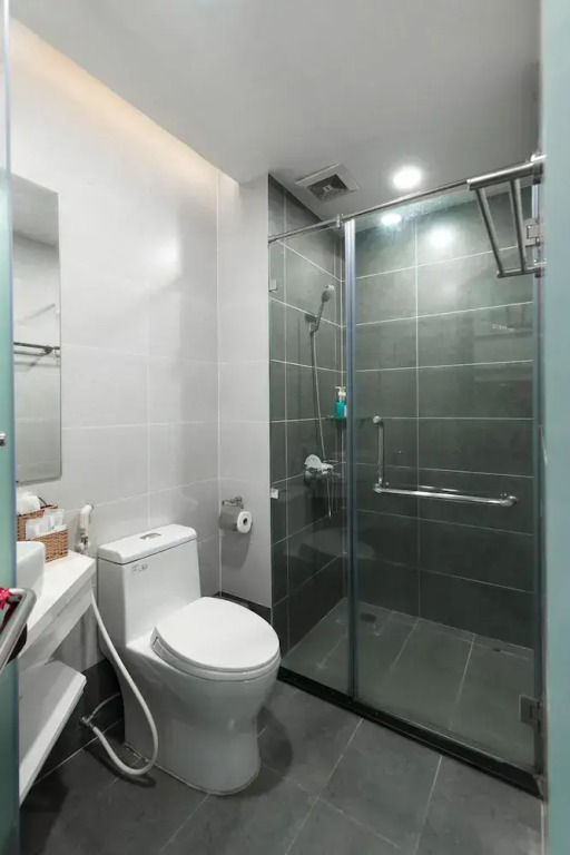 NEW MILANO APARTMENT Airbn & Travel