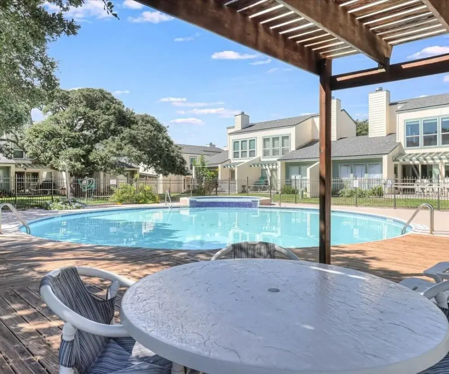 Tranquil Bay Rryc50 2 Bedroom Condo by RedAwning