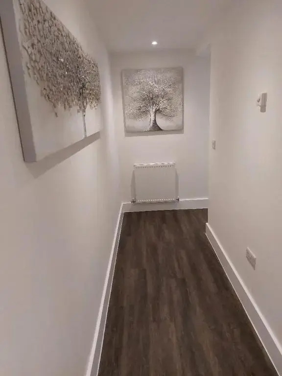 Superb 1 Bedroom Stylish app 1st Fl sleeps 2 + 2