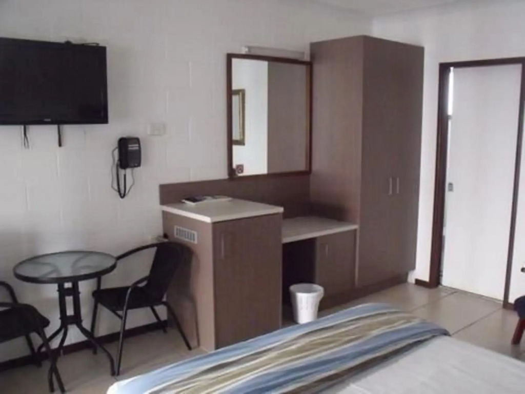 Moffat Beach Motel Caloundra