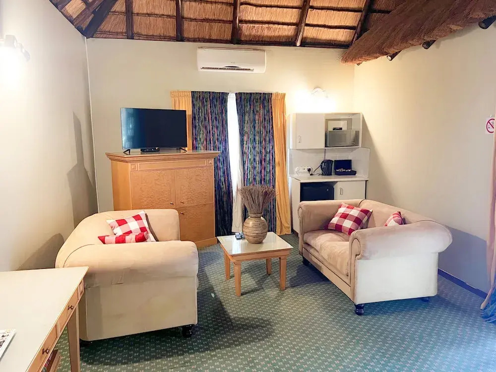 Protea Ridge Guest Cottages and Conference Centre