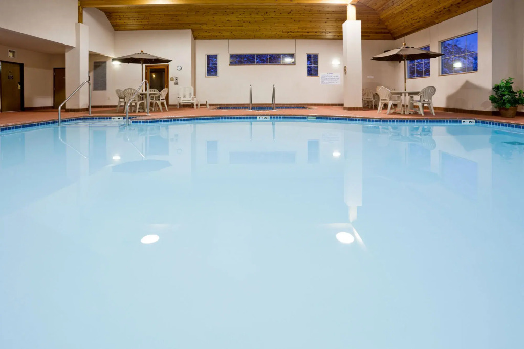 Holiday Inn Express Houghton-Keweenaw by IHG