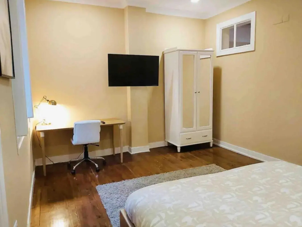 Charming 4 bedroom apartment in Chiado
