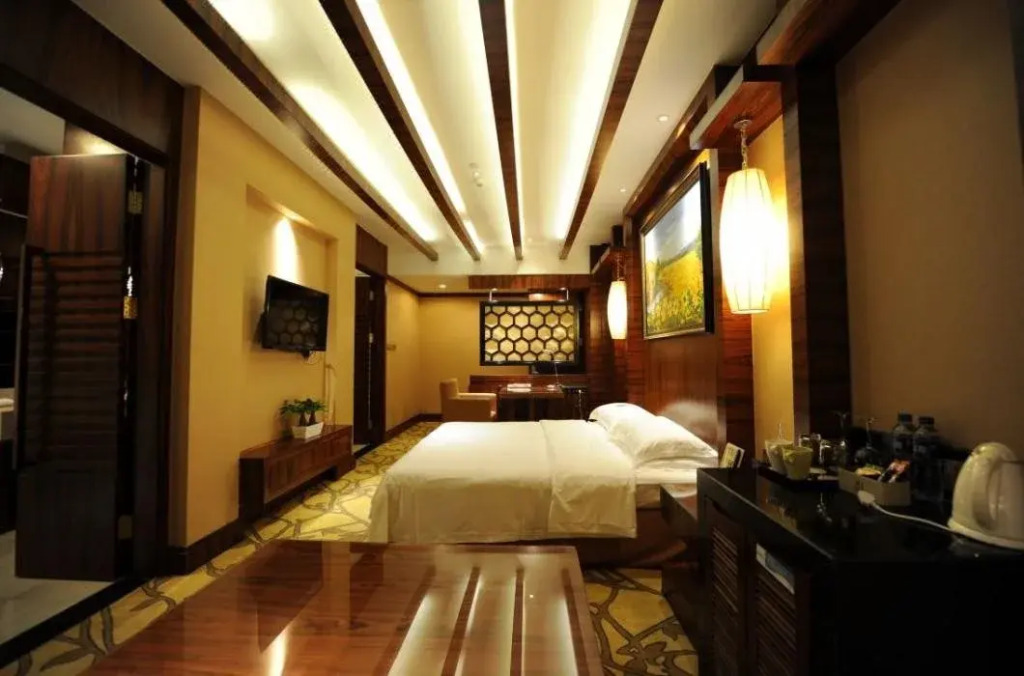 Header Hot Spring Hotel