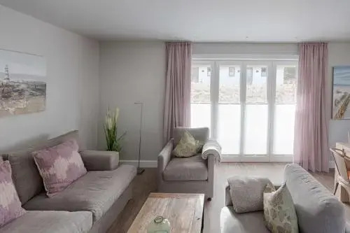 Rantum Dorf - Ferienappartments im alten Inselbahnhof