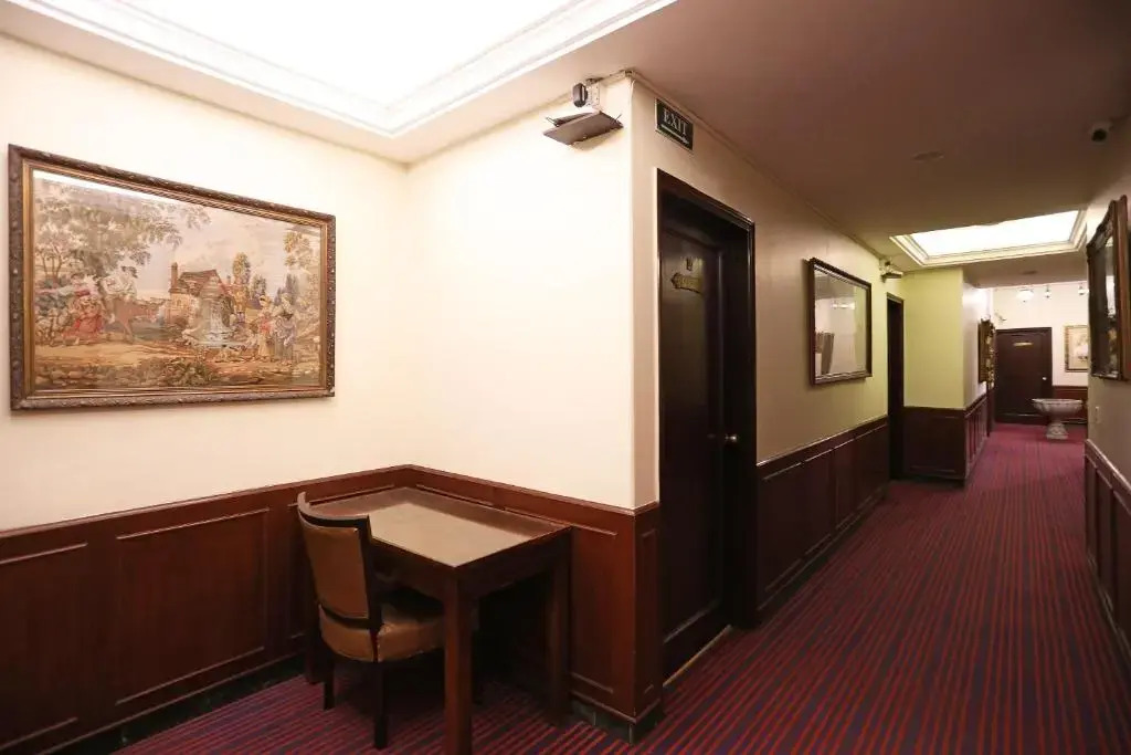 Collection O Hamilton Hotel