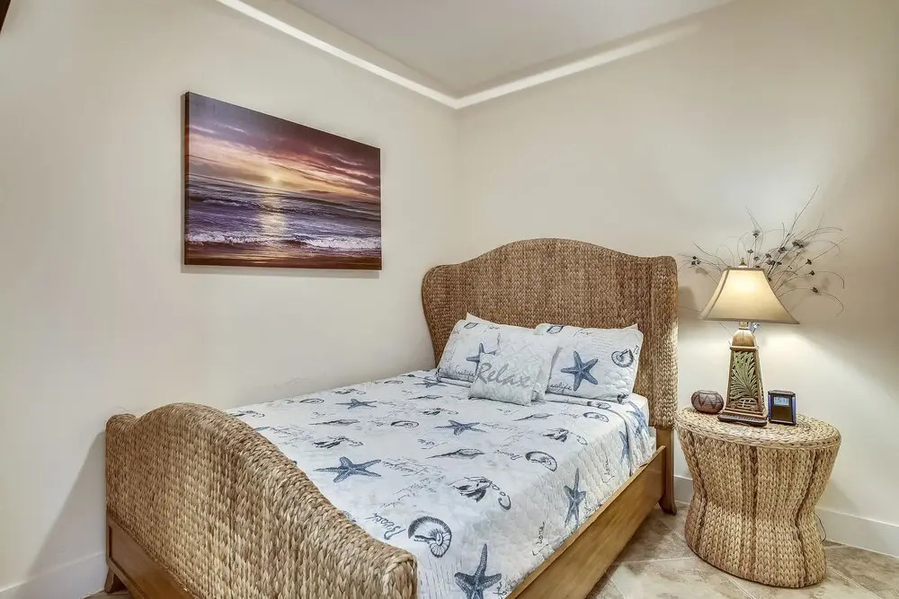 Diamond Beach 603