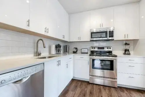 Luxury 2BR 1BR Penthouses w Balcony Close to French Quarter