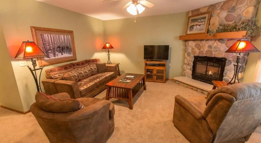 Wild Eagle Lodge