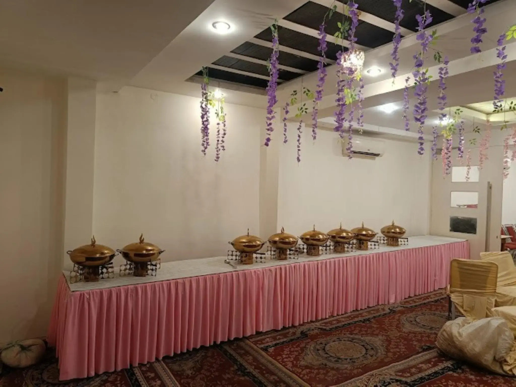 Samrat Hotel