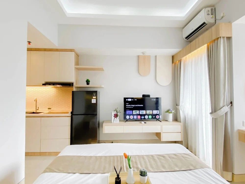 Enjoy Living Studio Apartment At Lrt City Jatibening