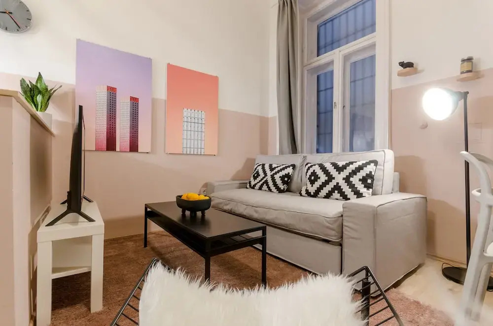 Mallow Tee Apartment