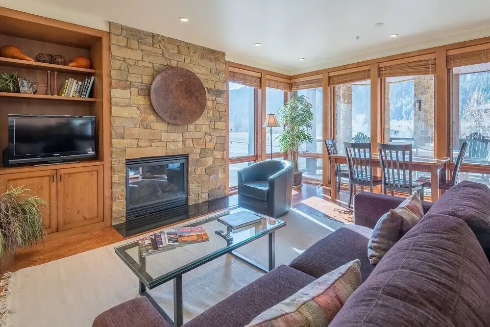 Westview Terrace #3 2 Bedrooms 2 Bathrooms Condo