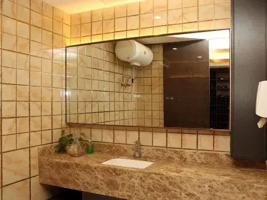Hua Fu Hotel