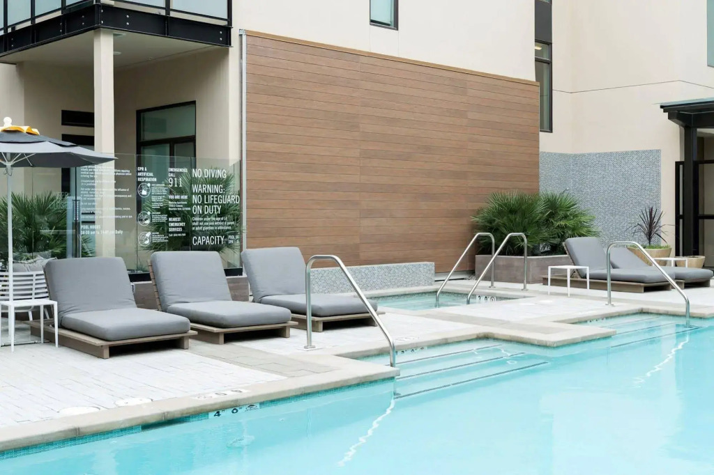 Global Luxury Suites at Downtown Mountain View