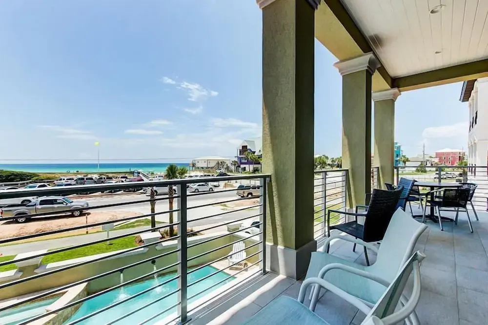 DaShells30A 6 Bedroom Holiday Home by Five Star Properties