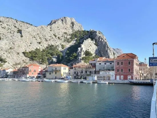 Apartments Mirabella