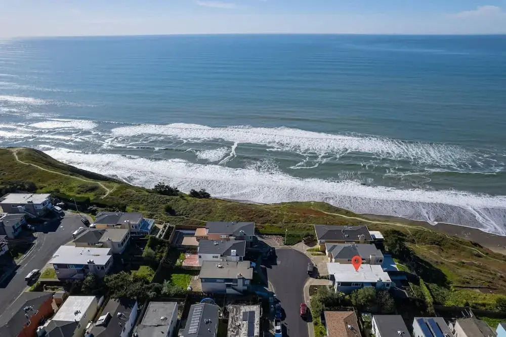 Gem by the sea None-obstructive Ocean View