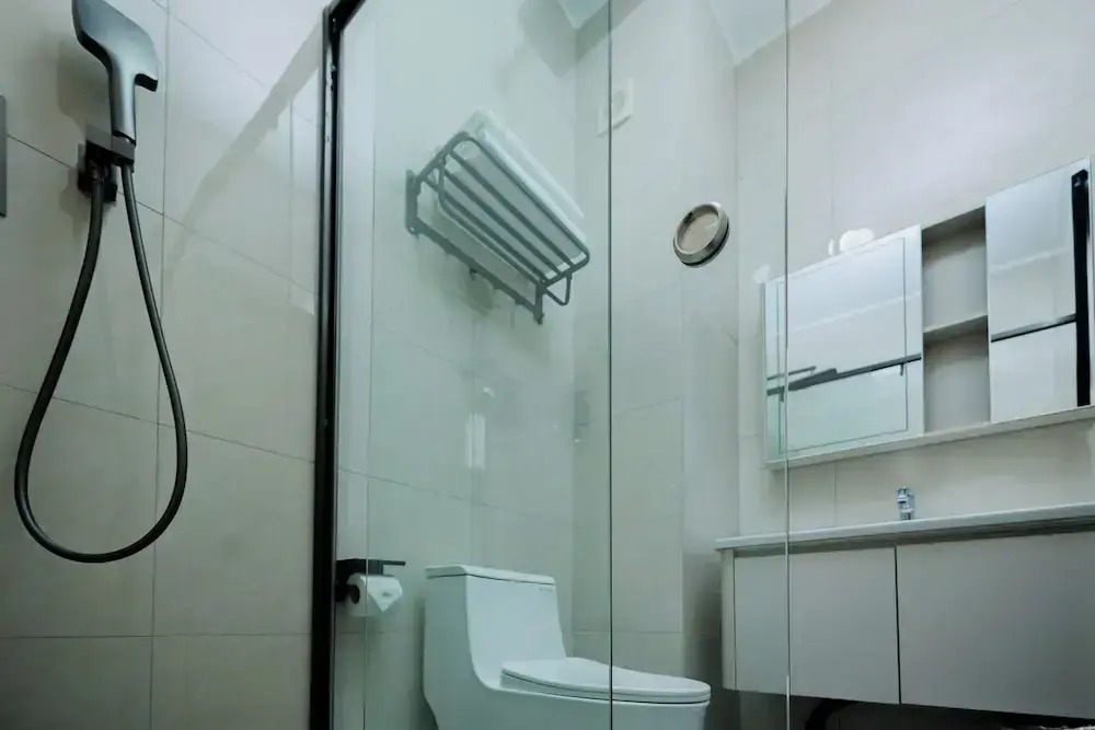 Ucha Hotel & Suites