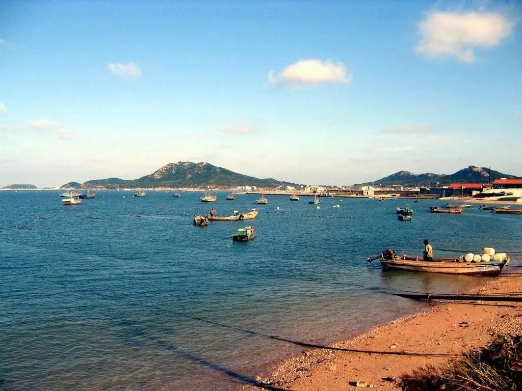 Changdao Yixin Hotel