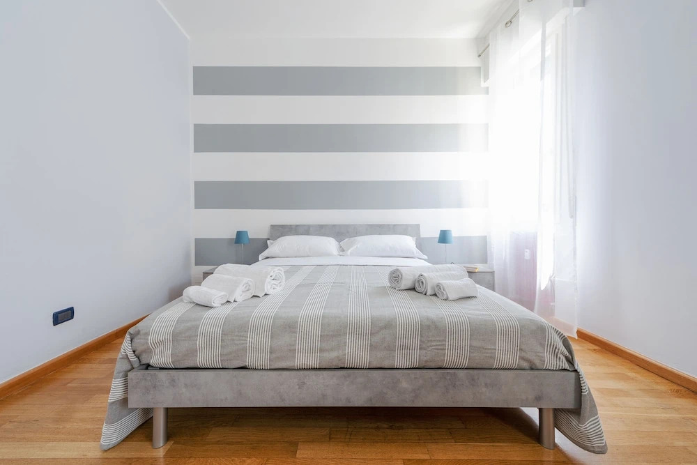 Sant'Orsola Colorful Huge Apartment