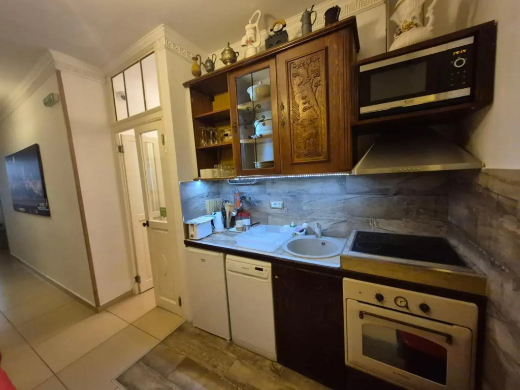 Authentic Belgrade Centre Hostel - Renovated Dec 2022