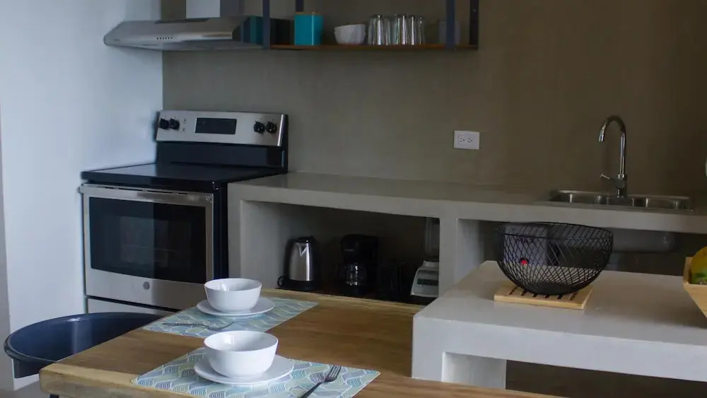Amazing Brand New 1 Bed Apartment