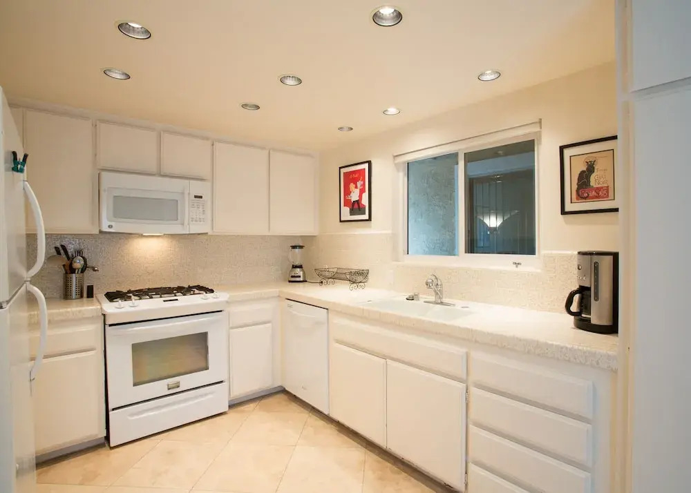 120 31st St B 3 Bedroom Duplex