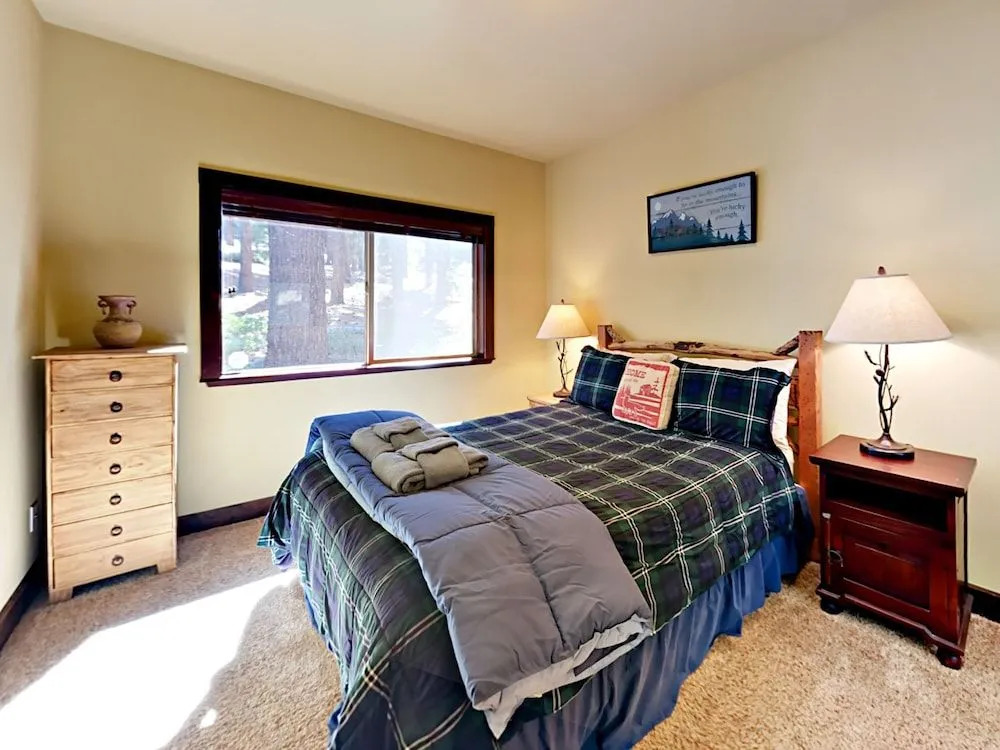 1857 High Meadow Trl Home 4 Bedrooms 2.5 Bathrooms Home