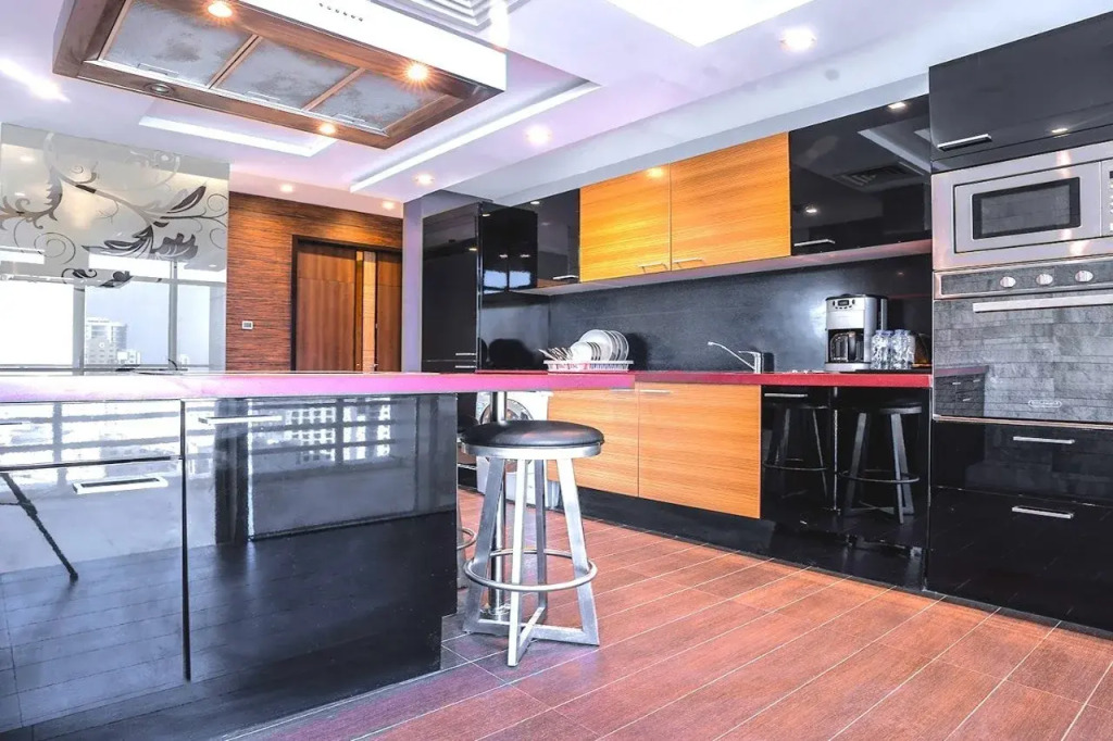 Sway Suites