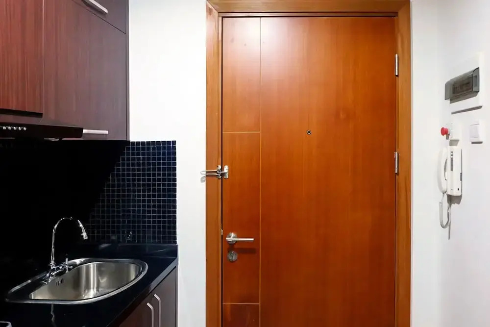 Homey Woodland Park Apartment Near Kalibata Plaza