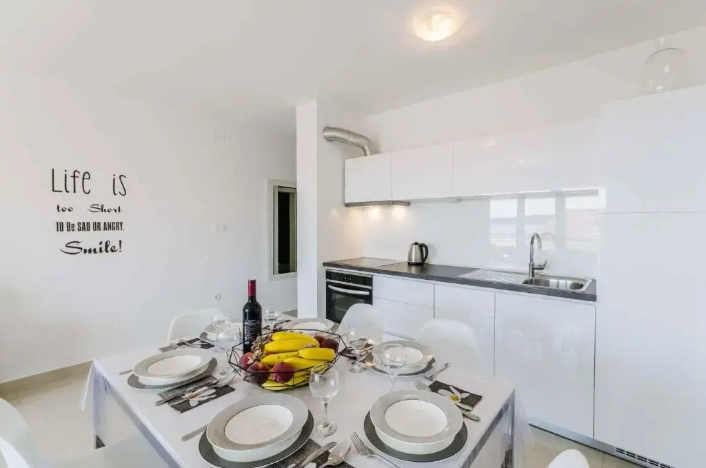 Apartment in Crikvenica 39077