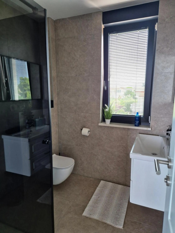 Dinary Apartman