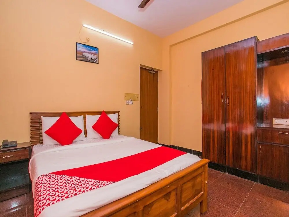 Priyanka Residency by OYO Rooms