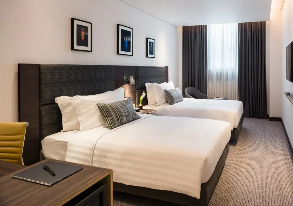 Camlux Hotel