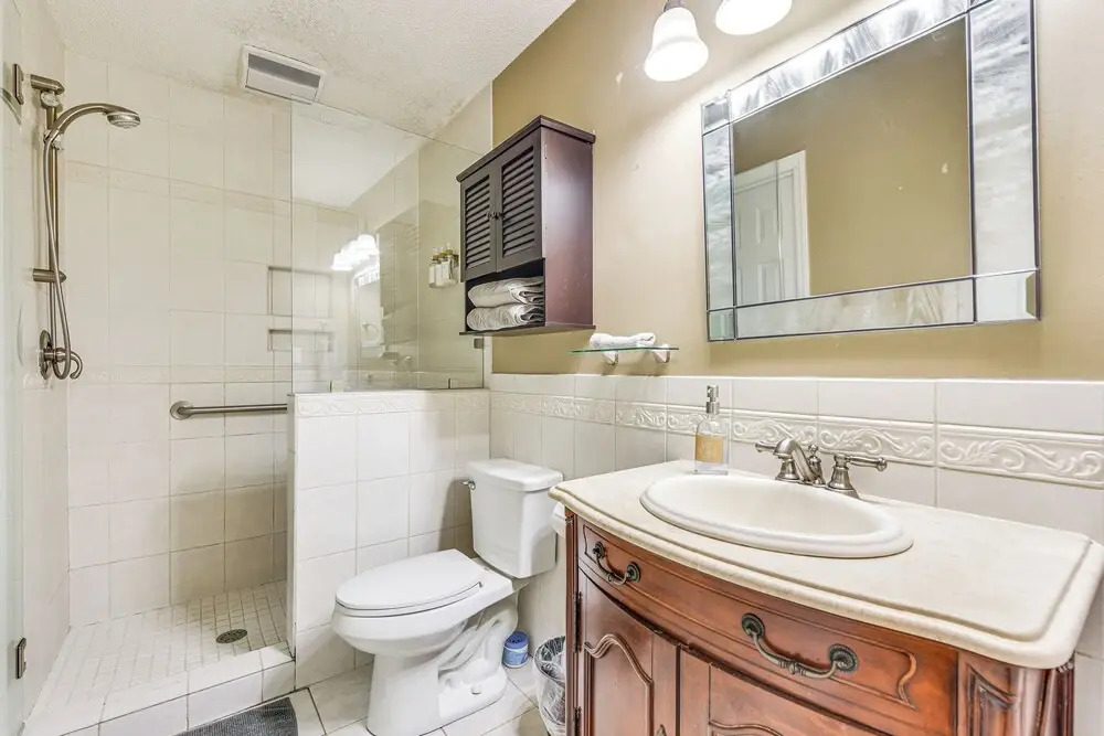 Pet friendly Charlotte Home w Deck Near Uptown
