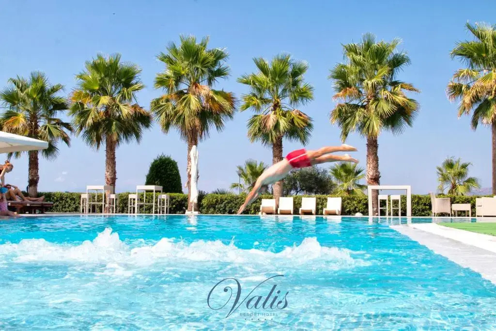 Valis Resort Hotel