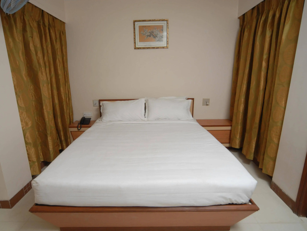 Epsilon The Hotel