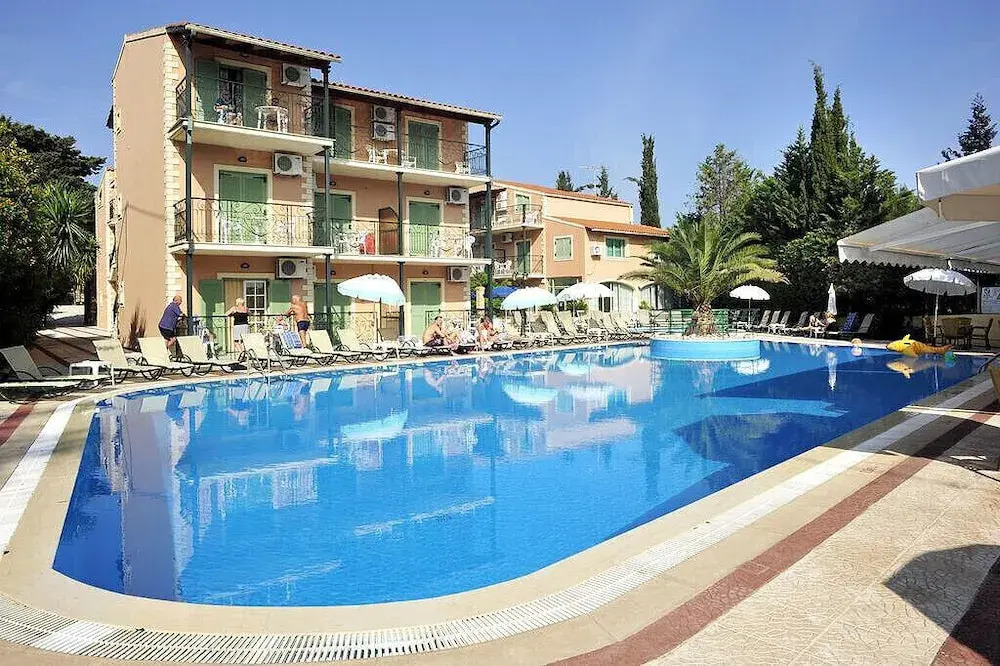 Philippos Kassiopi Apartments