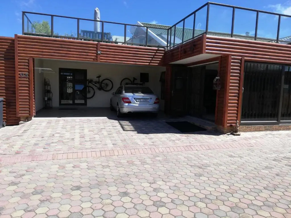 94 Sea Cottage