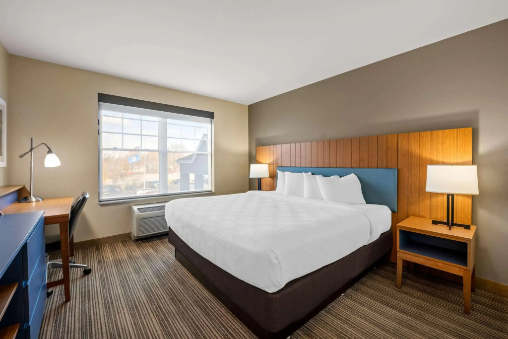Country Inn & Suites by Radisson, Red Wing, MN