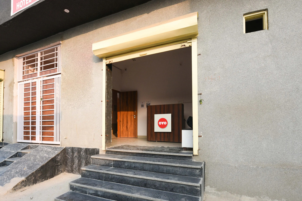Hotel O Royal Place