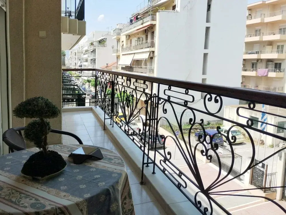 Joanna House in Volos
