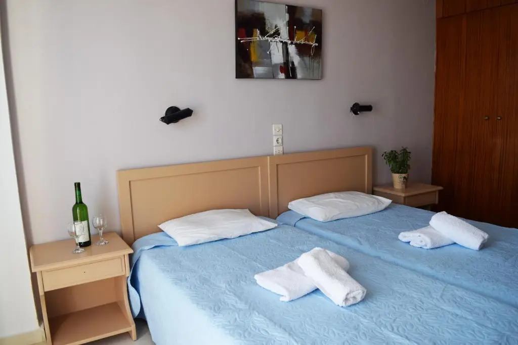 Iro Hotel