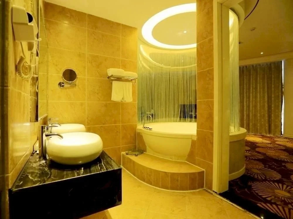 Lidong International Hotel